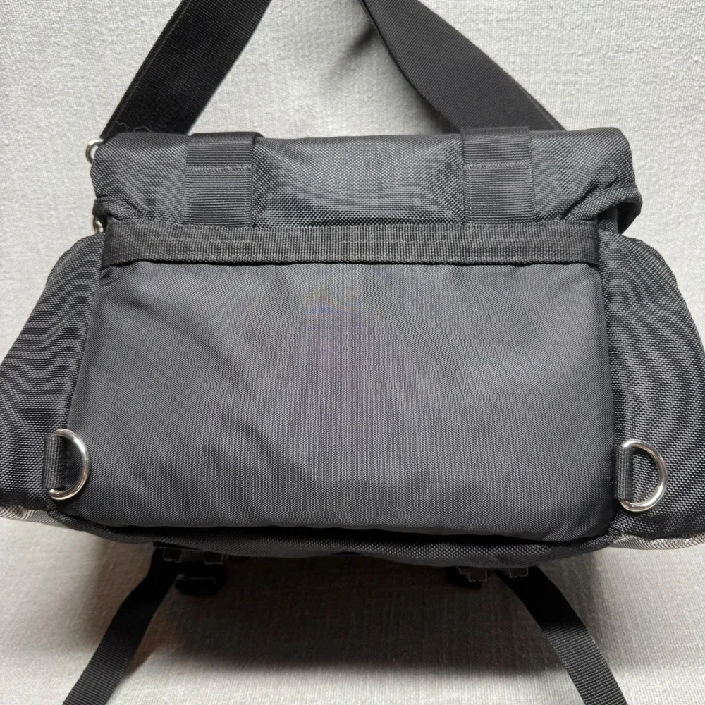 Canon Deluxe Gadget Bag Black Camera Shoulder Case Adjustable Dividers DSLR